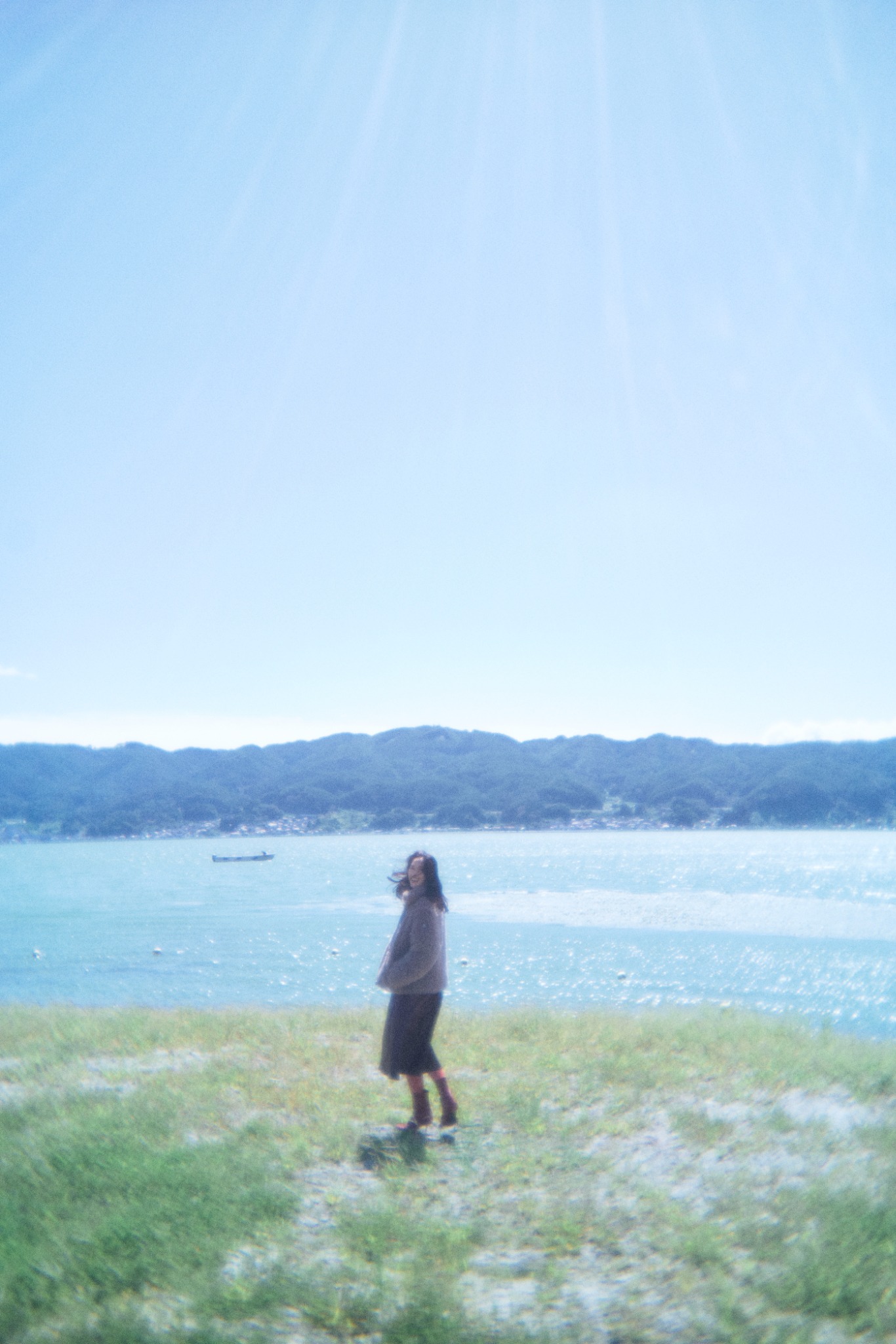 湖畔の冬景色
